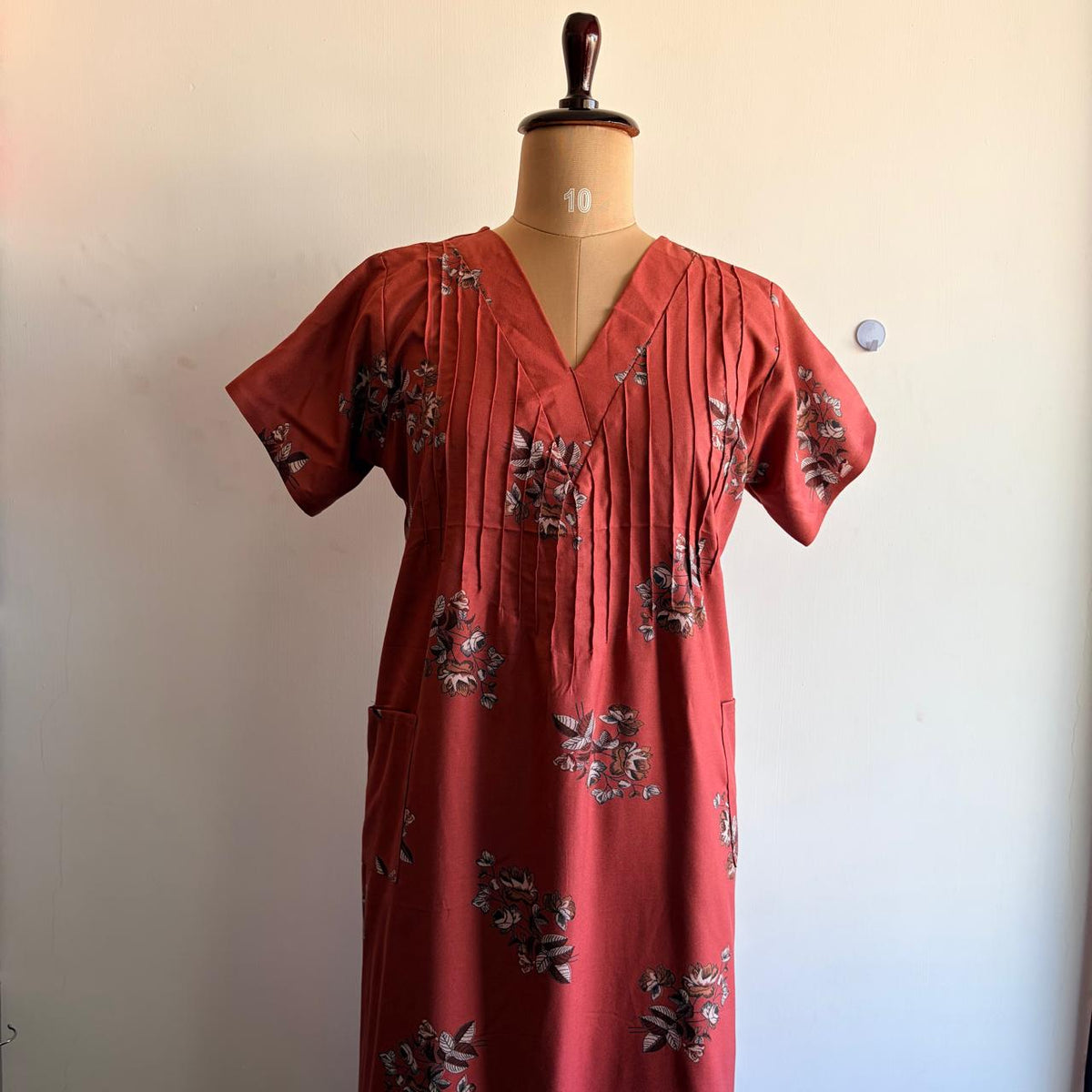 Peach Leaf Printed V-Neck Alfine Churidar Cut Nighty | Free Size | Chest Width 44″| Length 56″
