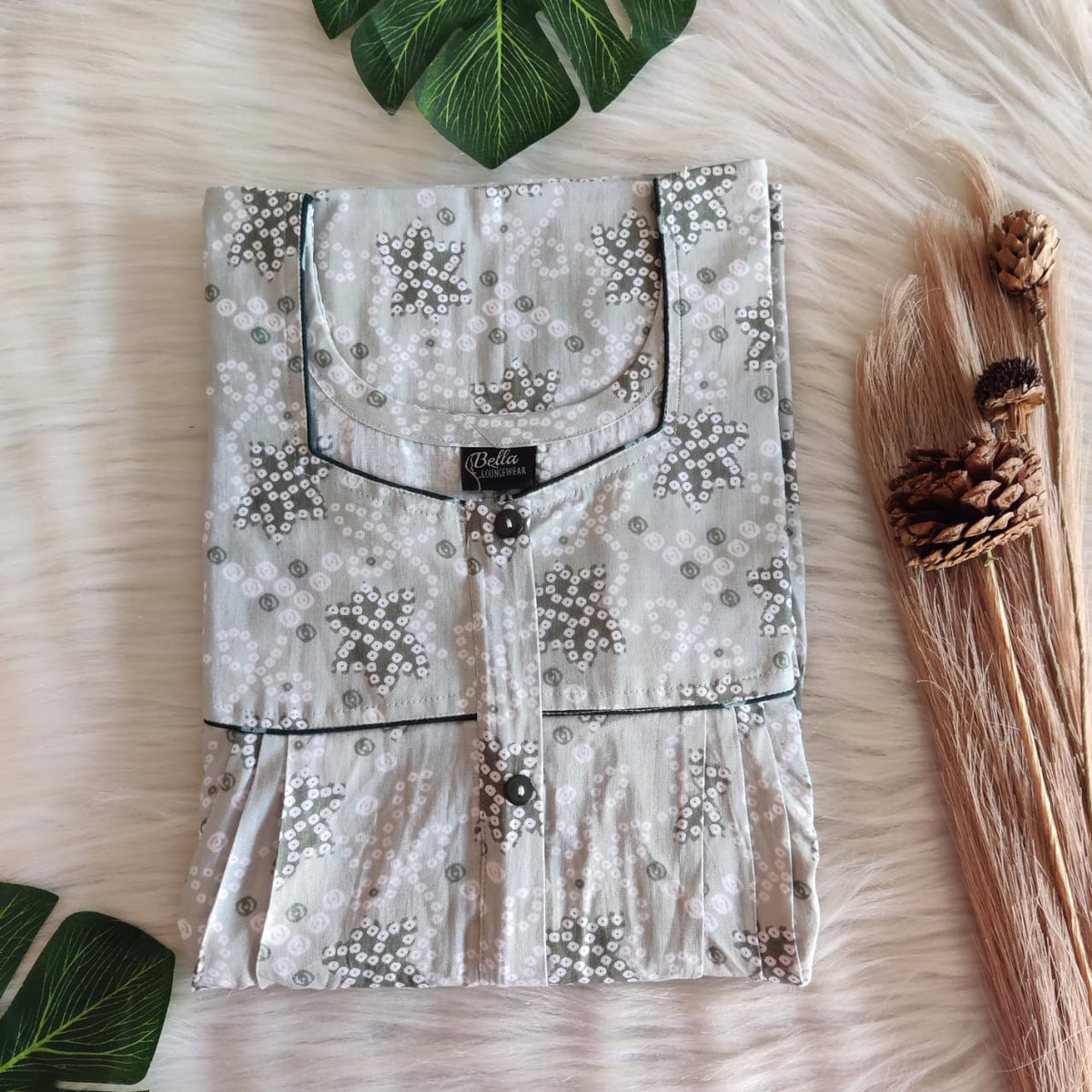 Pastel Green Bandhani Printed Premium Cotton Button Zip Nighty | Free Size | Chest Width 44″| Length 55″-56″