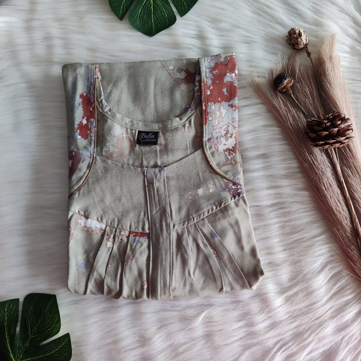 Pastel Green Printed Alfine Pleated Zip Nighty | Free Size | Chest Width 44″| Length 54″-55″|