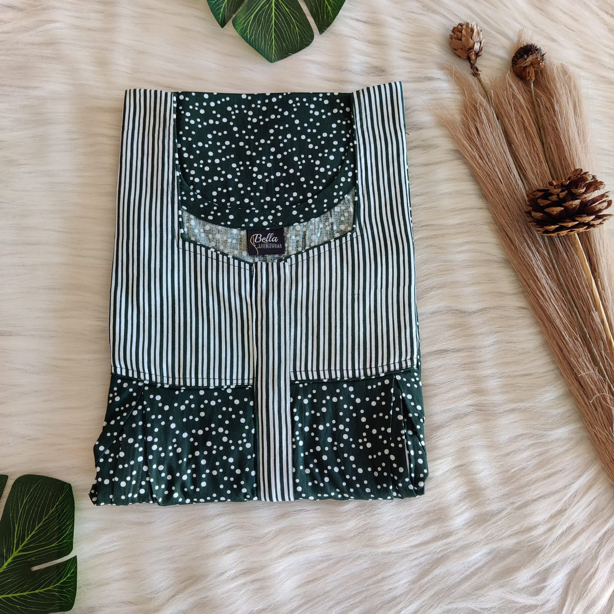 White And Green Dot Printed Premium Cotton Pleated Vertical Zip Feeding Nighty | Free Size | Chest Width 44″| Length 54″-56″