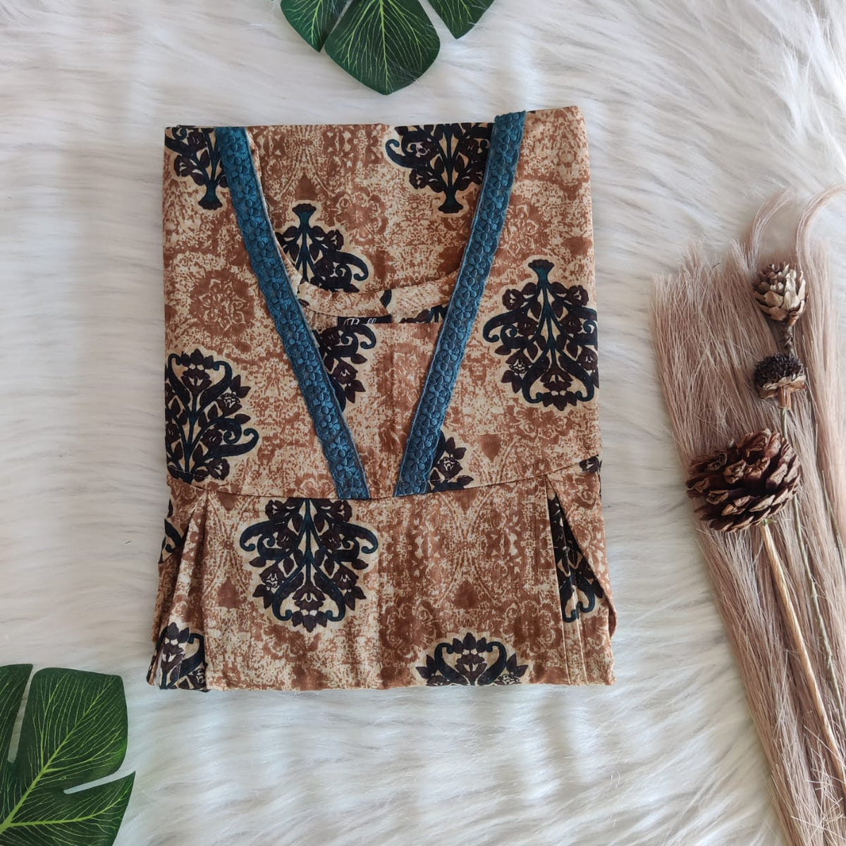 Brown Printed Premium Cotton Two Side Vertical Lace Zip Feeding Nighty | Free Size | Chest Width 44″| Length 56″