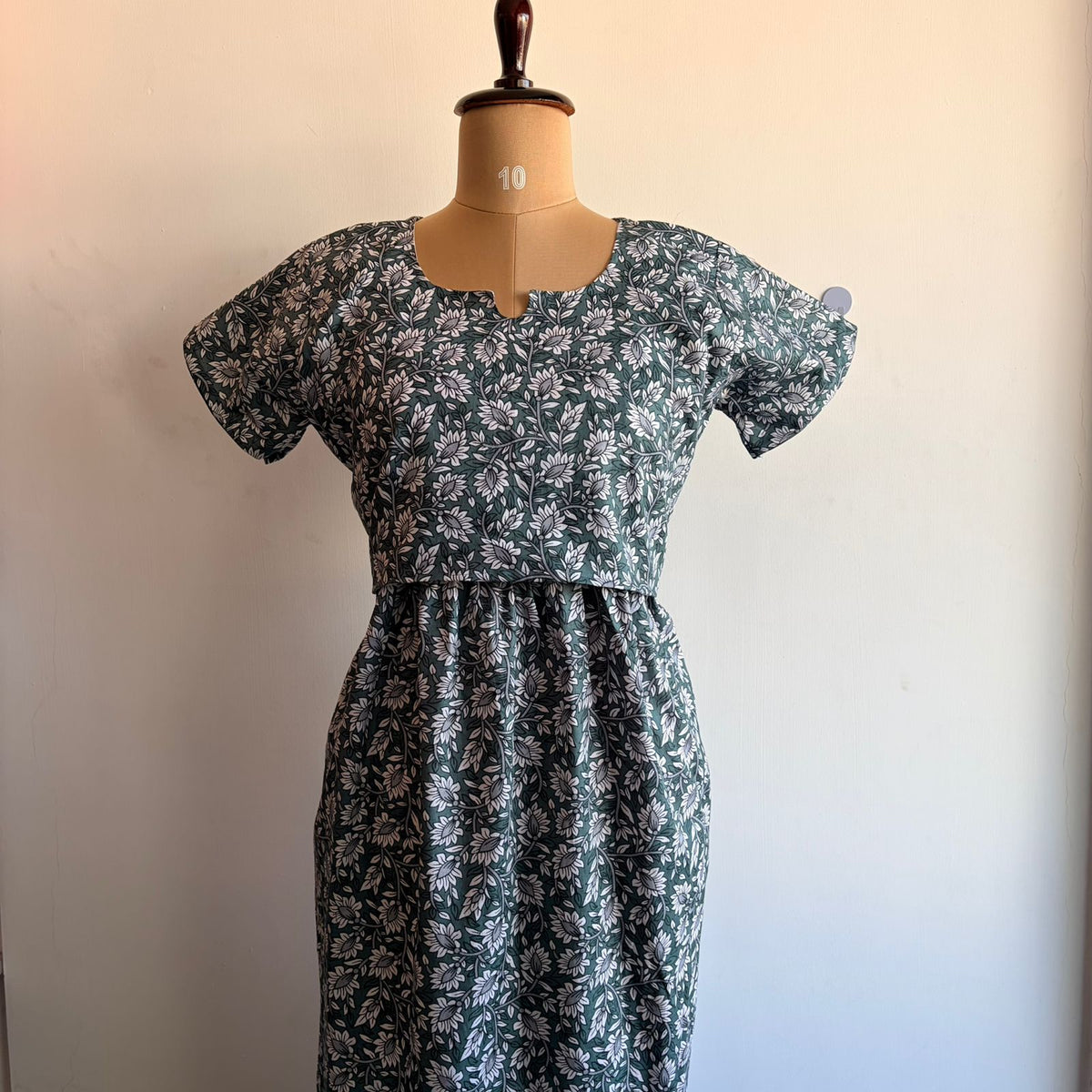 Green And White Floral Printed Premium Cotton Buttonless Zipless Short Maternity Nighty | Free Size | Chest Width 44″| Length 46″