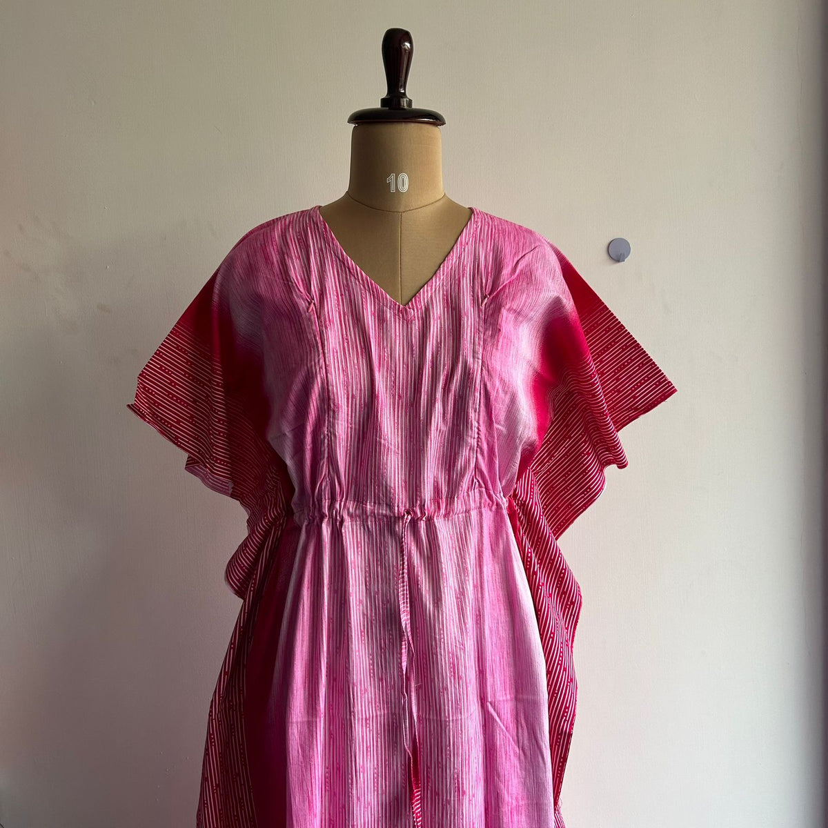Pale And Dark Pink Printed Feeding Kaftan | Free Size | Chest Width 44″| Length 56″|