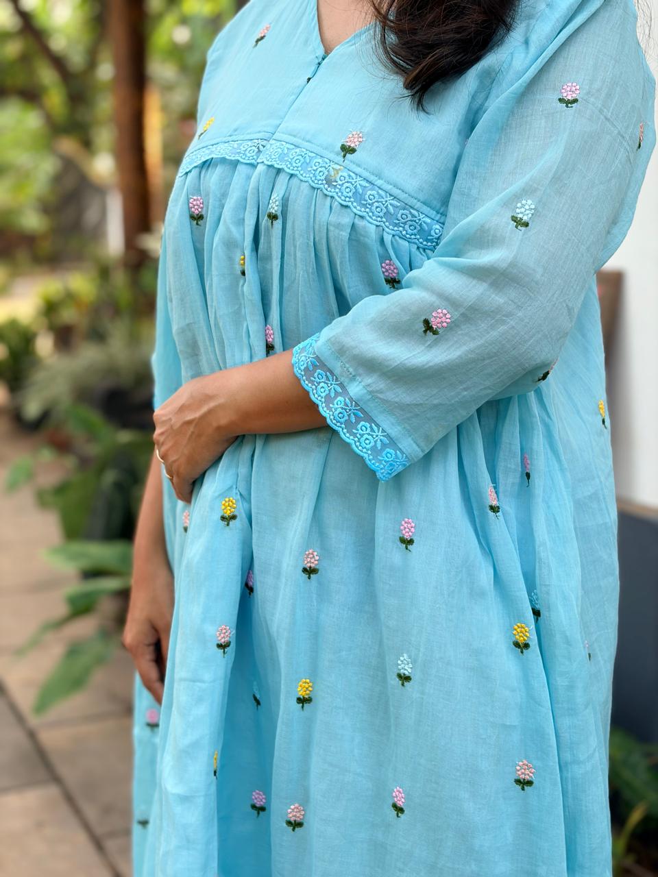 Blue Floral Embroidered Mul Cotton Feeding Kurti With Organza Lace And Single Centre Invisible Zip | Free Size | 44" length