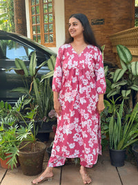 Mauve Pink Floral Printed Cotton Slub V - Neck Feeding Kurti Co-ord Set With Centre Long Invisible Zip| Palazzo Pant | Free Size
