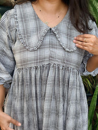 Black Check Printed Peter Pan Collar Seer Sucker Puff 3/4 Sleeve Maternity Dress with Centre Long Zip | Free Size | 46" length