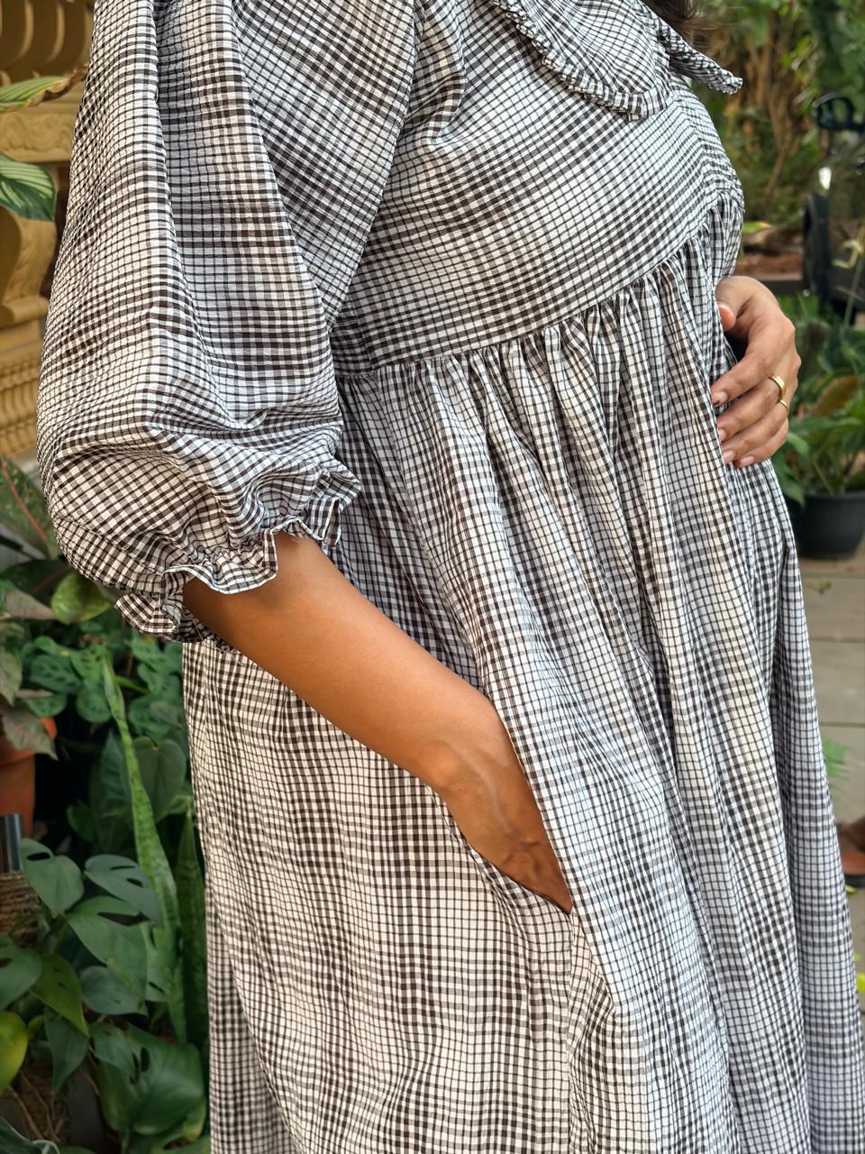 Black Check Printed Peter Pan Collar Seer Sucker Puff 3/4 Sleeve Maternity Dress with Centre Long Zip | Free Size | 46" length