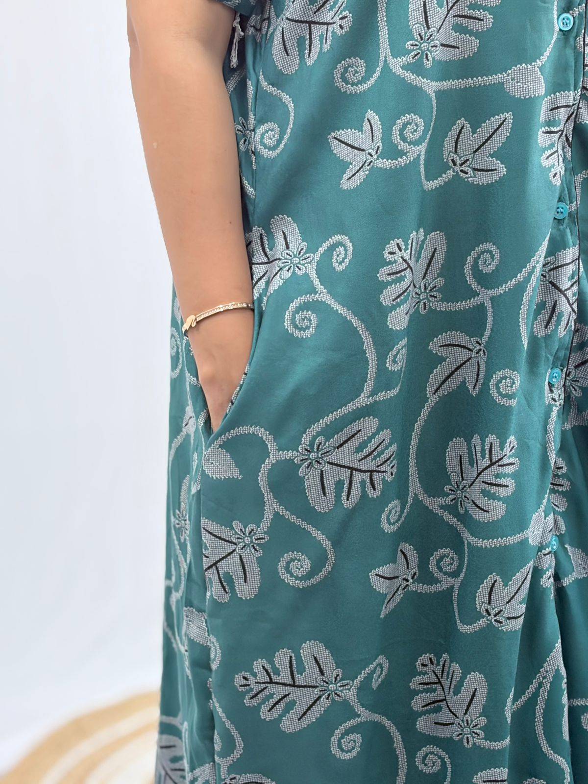 Green Leaf Printed Alpine Full Open Long Polo Shirt Dress | Side Pocket | Free Size | Chest Width 44″| Length 44″