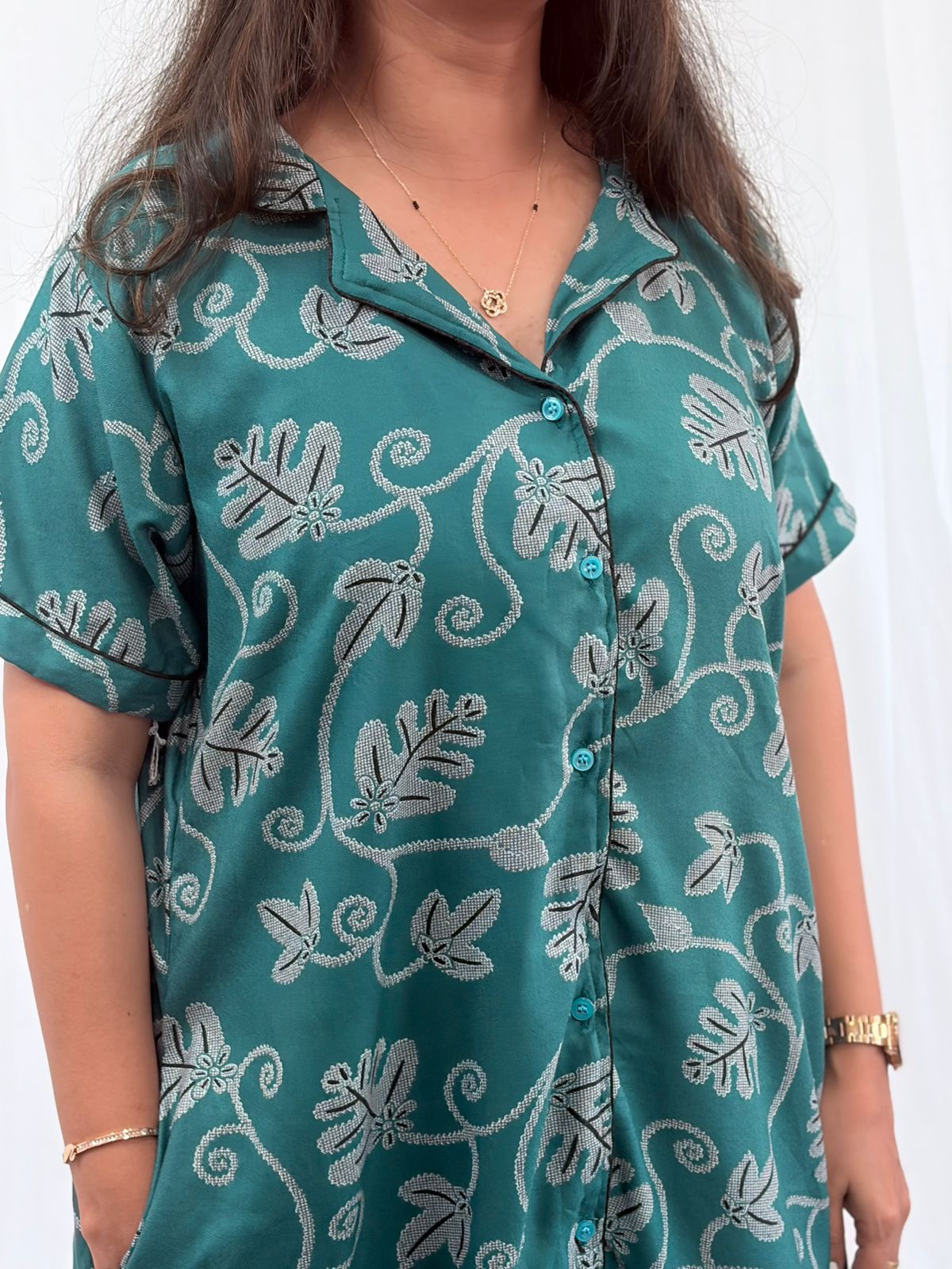 Green Leaf Printed Alpine Full Open Long Polo Shirt Dress | Side Pocket | Free Size | Chest Width 44″| Length 44″