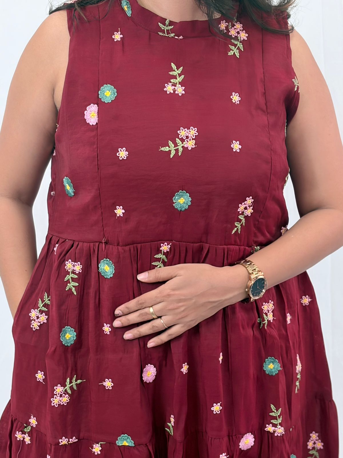 Maroon Floral Embroidered Mul Chanderi Sleeveless Feeding Kurti With Two Side Invisible Zip | Free Size | 46" length
