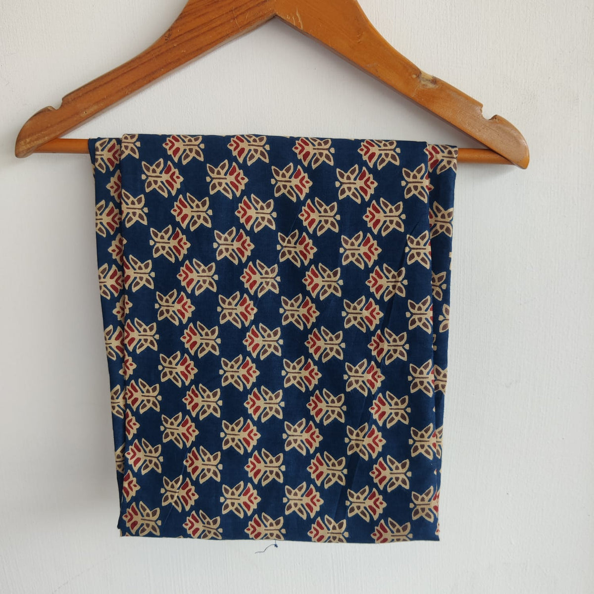 Maroon Floral Printed Navy Blue Jaipur Cotton Shirt Pyjama Set | Free Size |